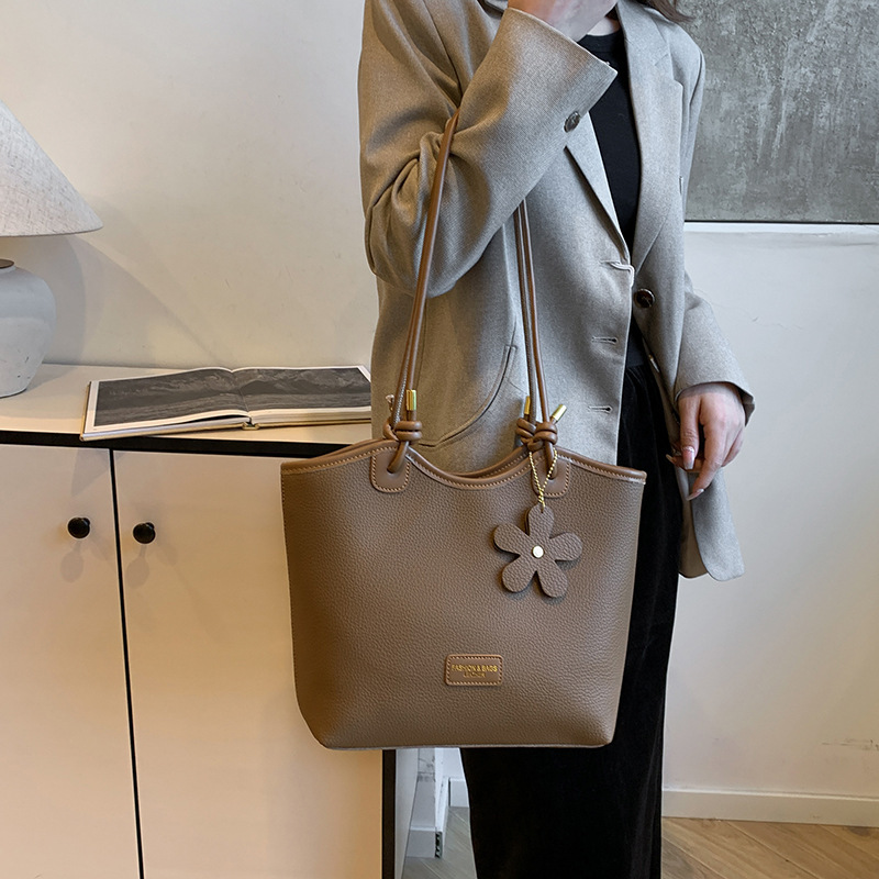 Large Capacity Tote Bag for Wo – обзор и цена Interior Design Class