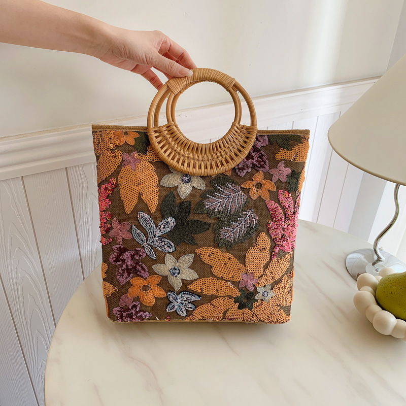 Sequin Flower Graphic Top Hand – обзор и цена Interior Design Graphic Design